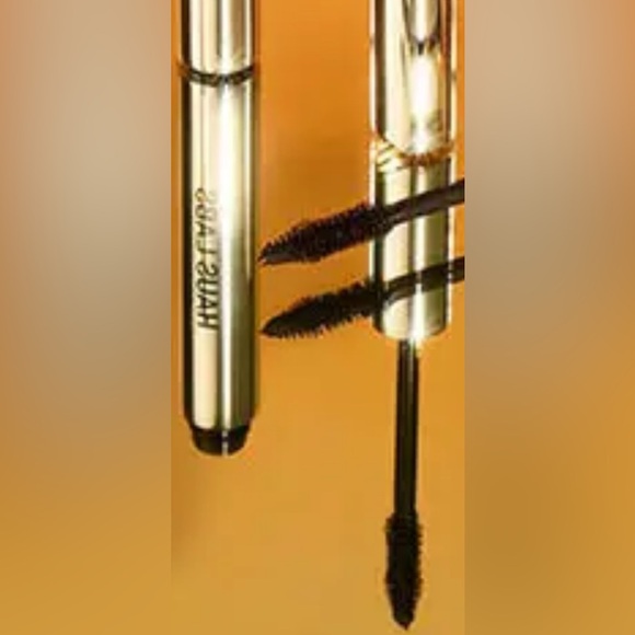 HAUS LABORATORIES
BStructural Volumizing & Lengthening Mascara Black Onyx
8.0 ml - Picture 3 of 3